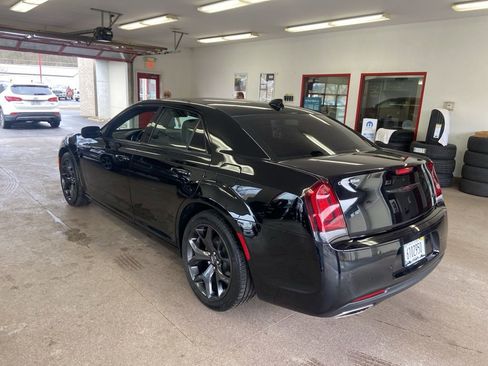 Used 2021 Chrysler 300 S image 10