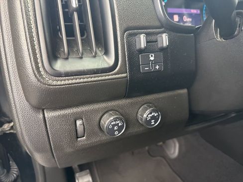 Used 2019 GMC Canyon Denali AWD/4WD image 27