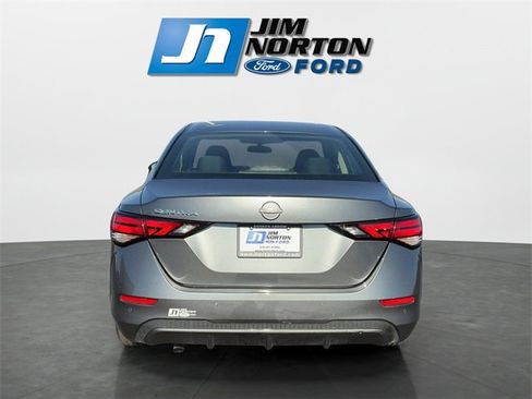 Used 2024 Nissan Sentra S image 4