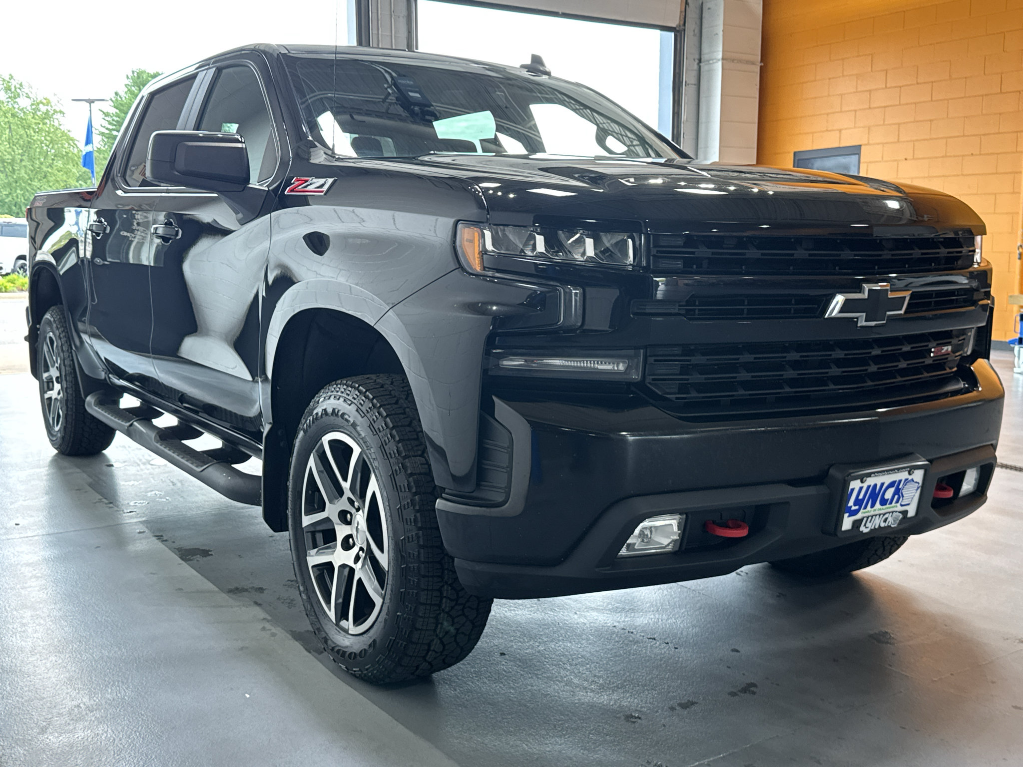 Used 2019 Chevrolet Silverado 1500 LT Trail Boss AWD/4WD image 8
