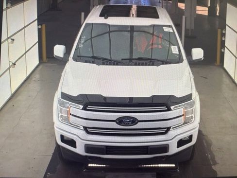 Used 2020 Ford F150 Lariat image 2