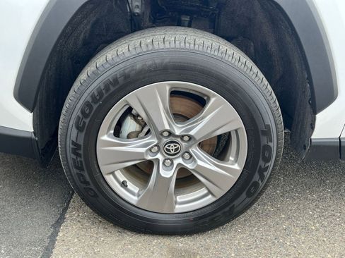 Used 2025 Toyota RAV4 LE image 27