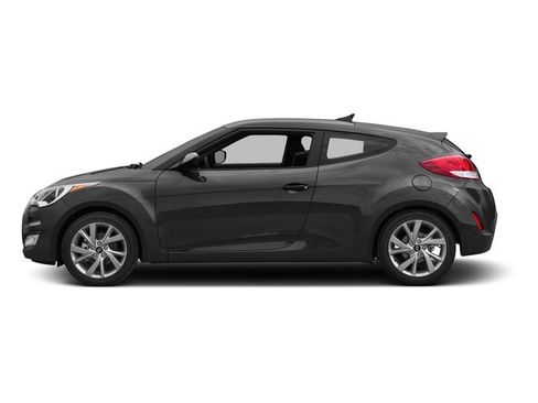 Used 2017 Hyundai Veloster Value Edition FWD image 3