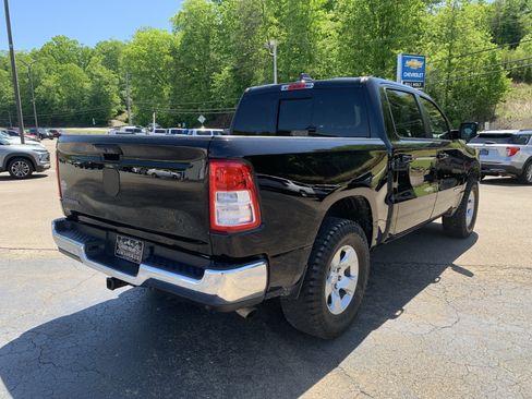Used 2022 RAM 1500 Big Horn RWD image 6