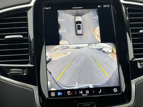 Used 2024 Volvo XC90 B6 Plus image 28