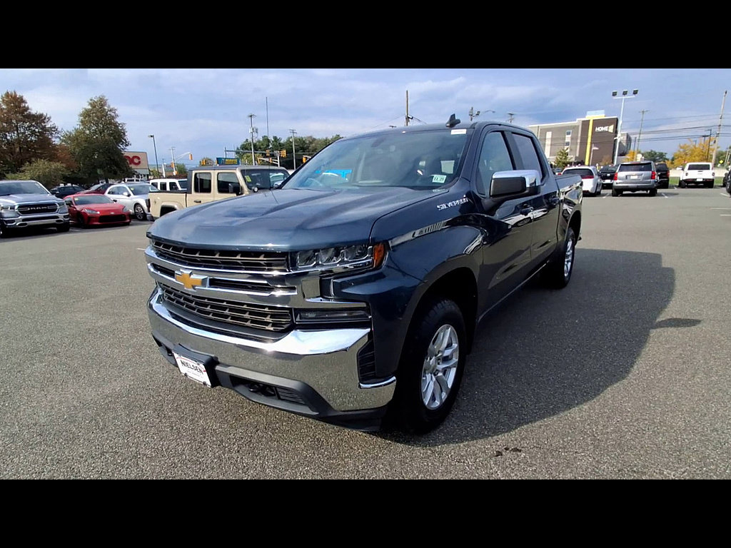 Used 2020 Chevrolet Silverado 1500 LT w/ All-Star Edition AWD/4WD image 3
