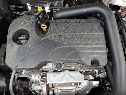 Used 2025 Chevrolet Equinox LT AWD/4WD image 28