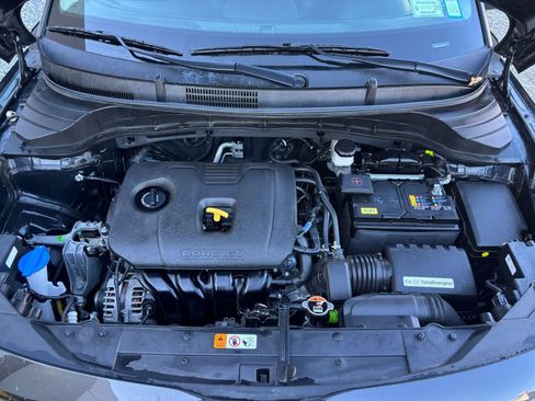 Used 2025 Kia Soul LX w/ LX Technology Package image 28