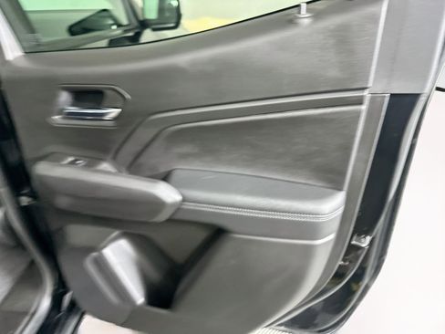 Used 2024 Chevrolet Colorado LT w/ LT Convenience Package II RWD image 29