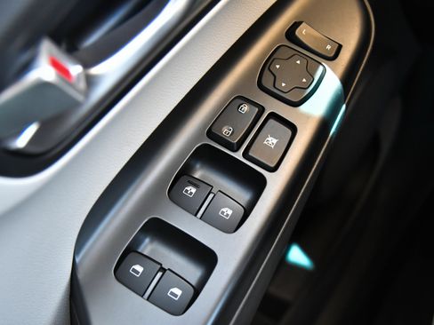 Used 2023 Hyundai Kona SE w/ Cargo Package FWD image 32