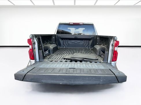 Used 2025 Chevrolet Silverado 1500 Custom RWD image 17
