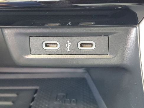New 2026 Volkswagen Jetta SE FWD image 25