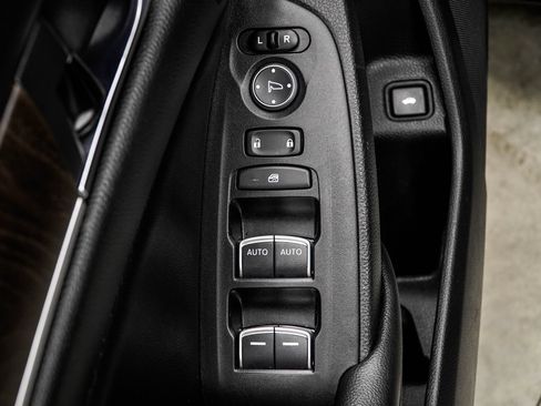 Used 2021 Honda Accord Touring image 34
