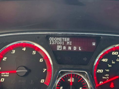 Used 2016 GMC Acadia SLT image 22