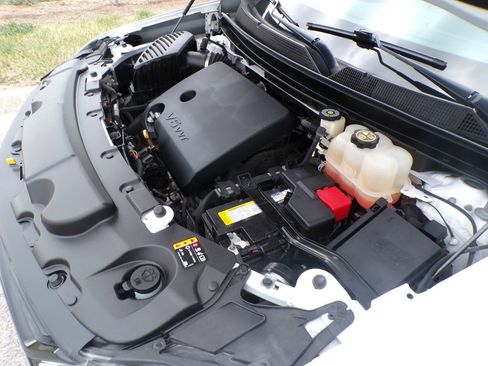 Used 2020 Chevrolet Traverse LT w/ LPO, Blackout Package image 28