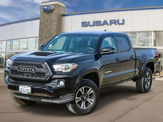 Used 2017 Toyota Tacoma SR5 video 1
