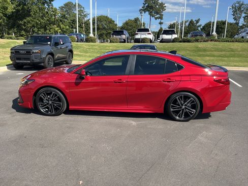 Used 2026 Toyota Camry XSE FWD image 7