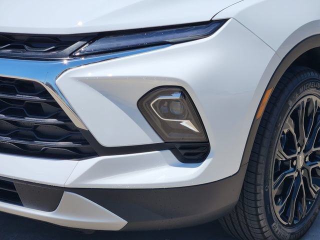 New 2026 Chevrolet Blazer LT w/ Convenience Package FWD image 8