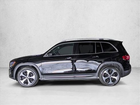 Certified 2025 Mercedes-Benz GLB 250 image 12
