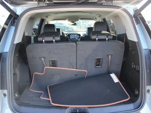 Used 2023 GMC Acadia AT4 w/ Trailering Package AWD/4WD image 27