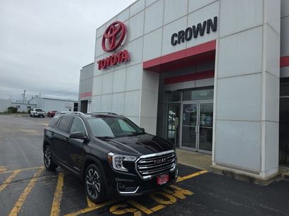 Used 2022 GMC Terrain SLT w/ Infotainment Package II