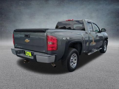 Used 2011 Chevrolet Silverado 1500 LS AWD/4WD image 9