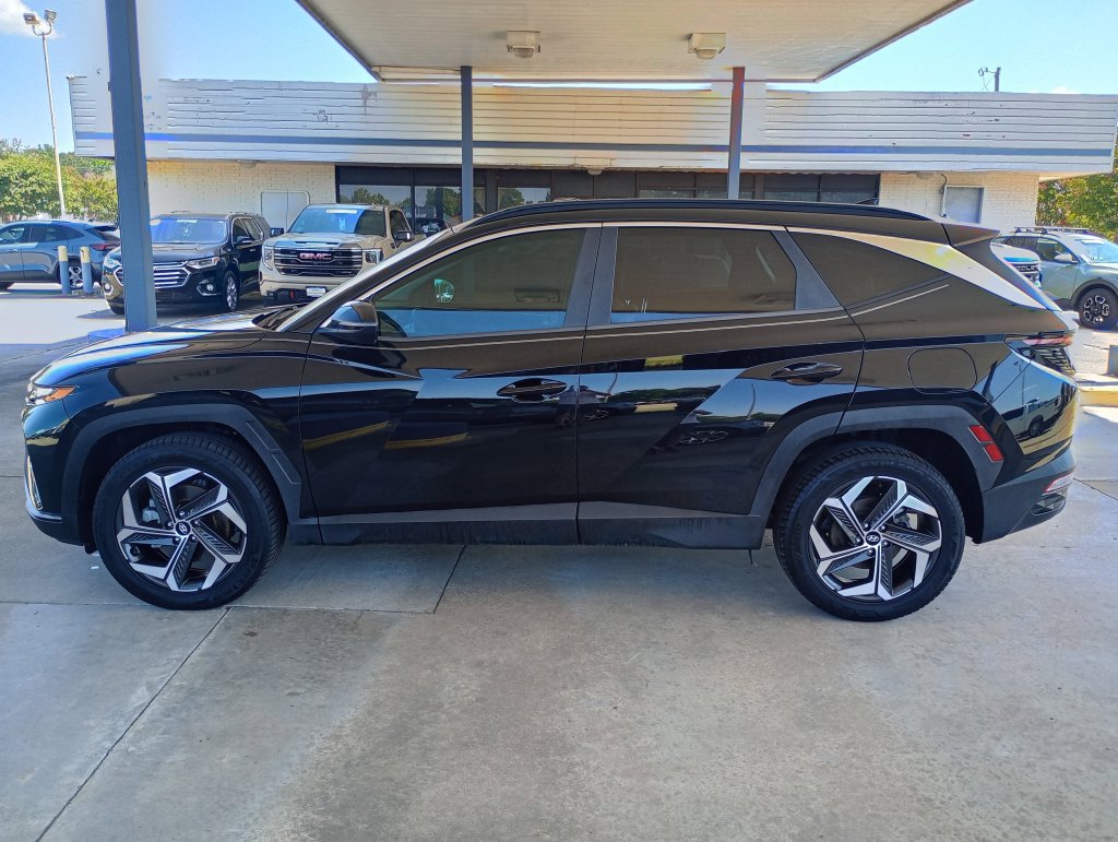 Used 2022 Hyundai Tucson SEL w/ Convenience + Premium Package AWD/4WD image 2