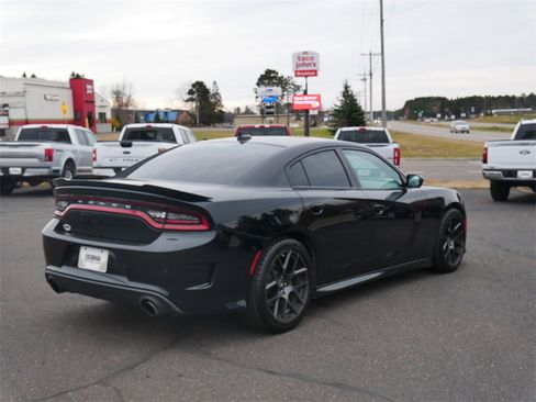 Used 2019 Dodge Charger Scat Pack w/ Technology Group image 5