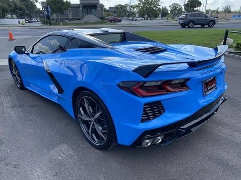 Used 2021 Chevrolet Corvette Stingray Premium Conv w/ Z51 Performance Package RWD image 17