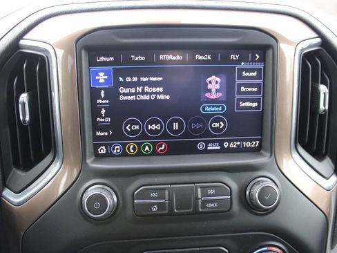 Used 2020 Chevrolet Silverado 2500 High Country w/ Z71 Off-Road Package image 27