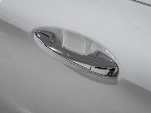 Used 2020 Mercedes-Benz C 300 Cabriolet image 31