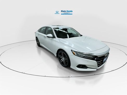 Used 2021 Honda Accord Touring image 4