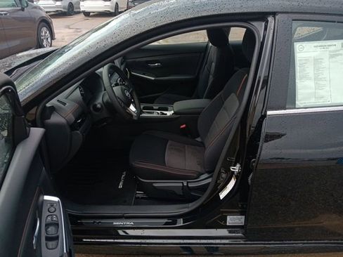 New 2025 Nissan Sentra SR image 24