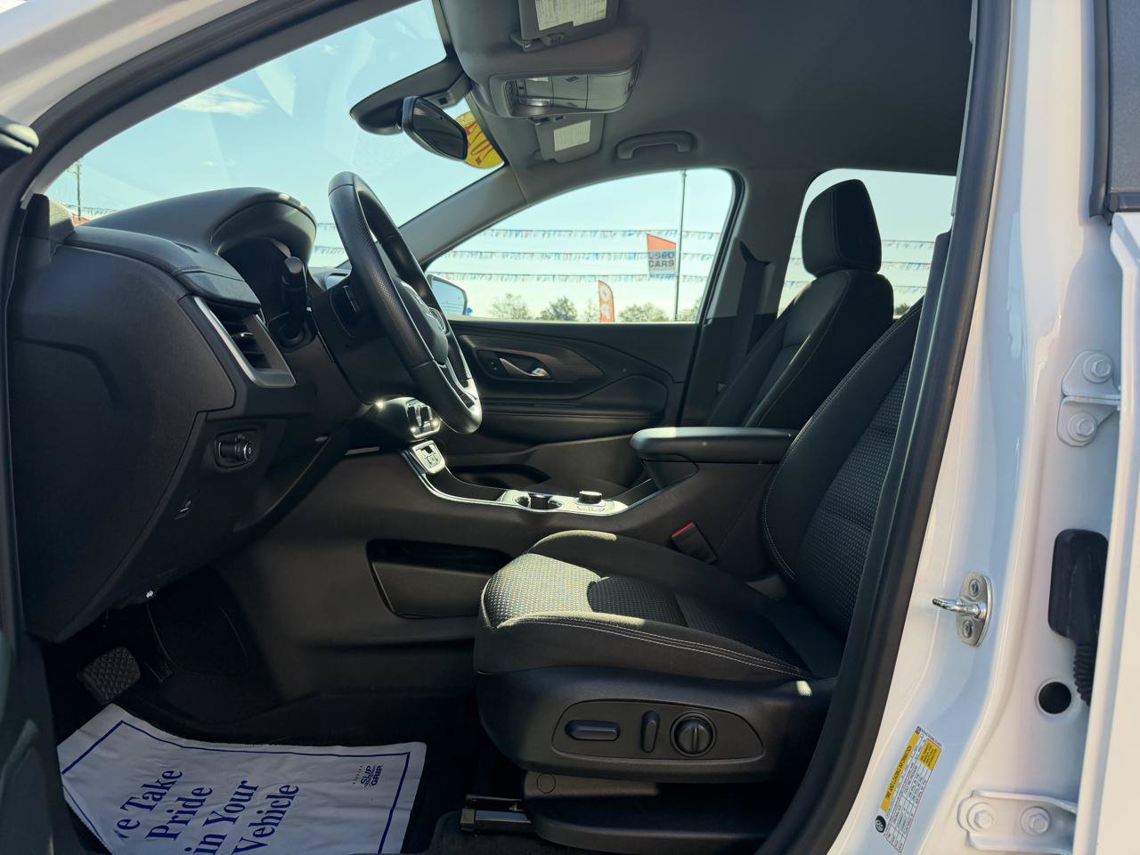 Used 2024 GMC Terrain SLE w/ Driver Convenience Package AWD/4WD image 15