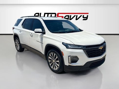 Used 2022 Chevrolet Traverse RS FWD image 1