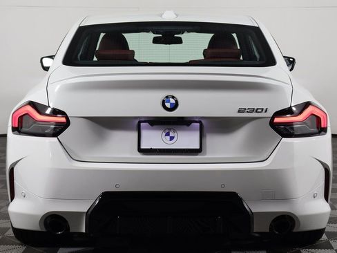 Used 2026 BMW 230i Coupe w/ M Sport Package image 5