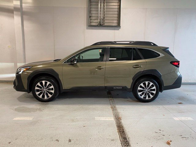 Used 2024 Subaru Outback Limited AWD/4WD image 10