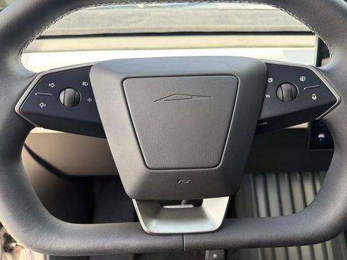 Used 2024 Tesla Cybertruck Cyberbeast AWD/4WD image 28