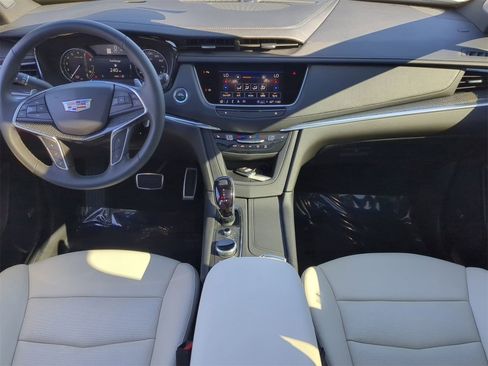 Used 2025 Cadillac XT5 Sportv image 24