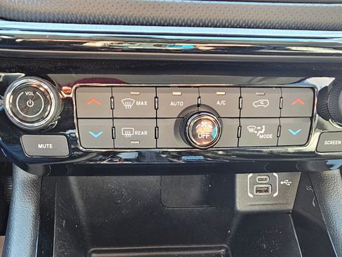 Used 2022 Jeep Compass Trailhawk w/ Trailhawk Convenience Group image 29