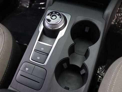 Used 2021 Ford Escape SE FWD image 6