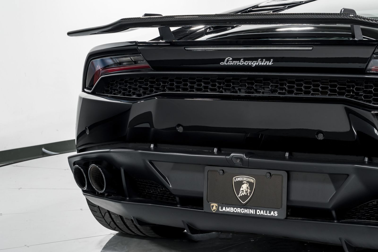 Used 2015 Lamborghini Huracan LP 610-4 AWD/4WD image 46
