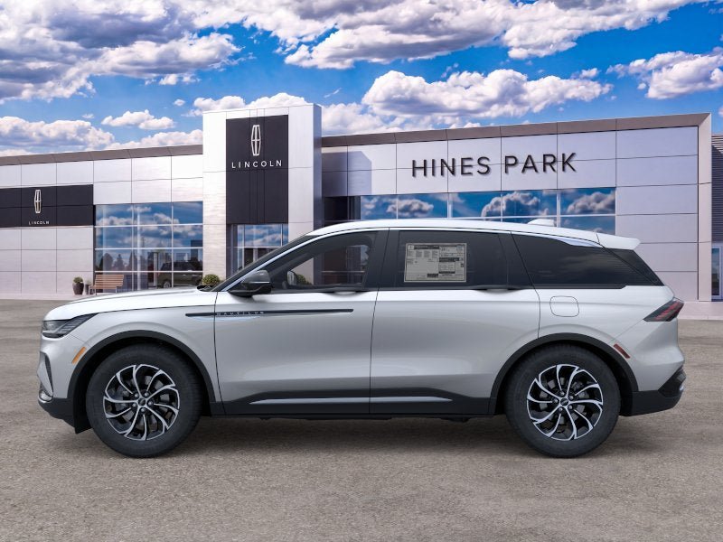 New 2026 Lincoln Nautilus Premier AWD/4WD image 3