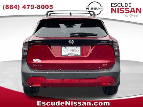 New 2026 Nissan Kicks SR w/ Cold Weather Package FWD image 4