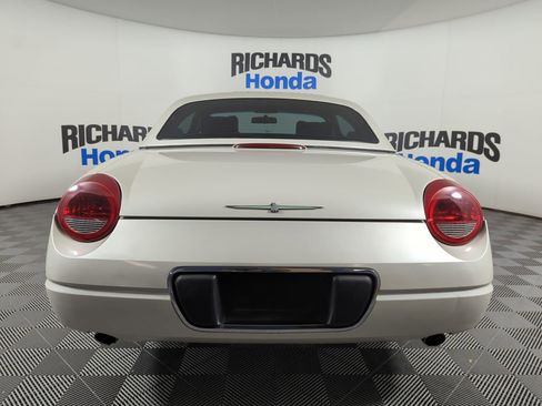 Used 2005 Ford Thunderbird 50th Anniversary RWD image 4
