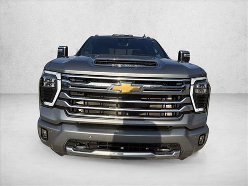Used 2024 Chevrolet Silverado 3500 High Country w/ High Country Premium Package AWD/4WD image 8