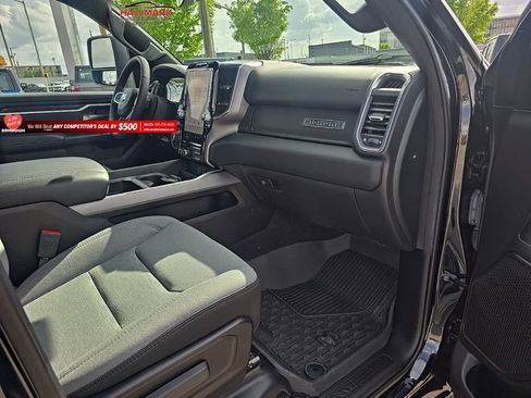 Used 2025 RAM 1500 Big Horn AWD/4WD image 19