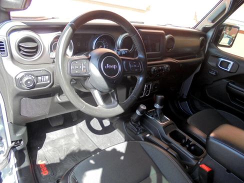 Used 2020 Jeep Wrangler Unlimited Sport image 14