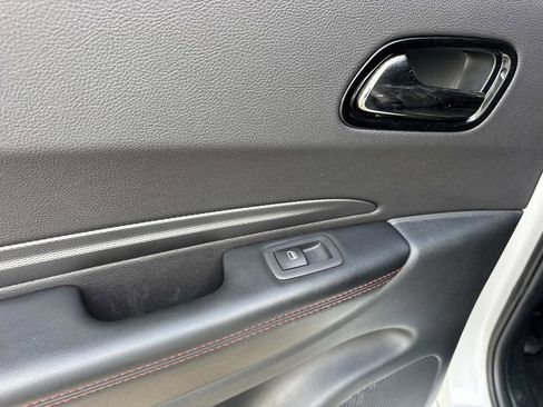 Used 2025 Dodge Durango GT AWD/4WD image 30