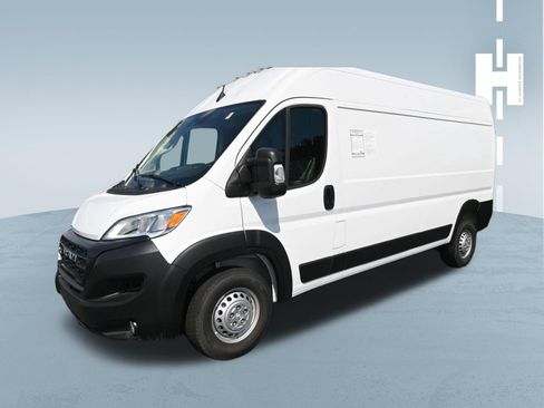 Used 2026 RAM ProMaster 2500 w/ Convenience Group FWD image 1